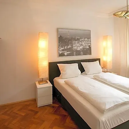 Palazzo Am Dom 3*
