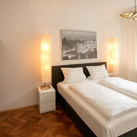 Palazzo Am Dom 3*