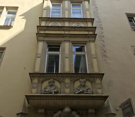 Aparthotel Palazzo Am Dom 3*